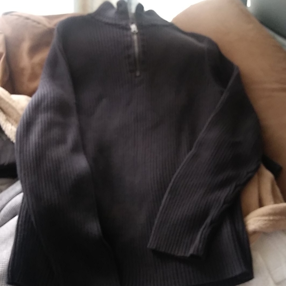 Converse Sweater